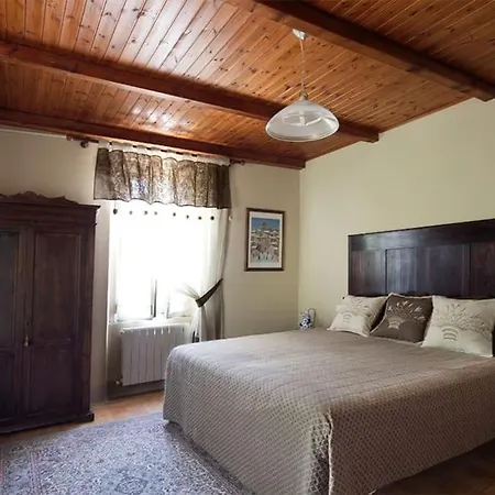 Casa Singola Con Piscina Cannara