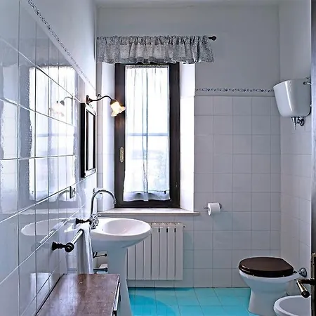 Casa Singola Con Piscina Сasa de vacaciones Cannara